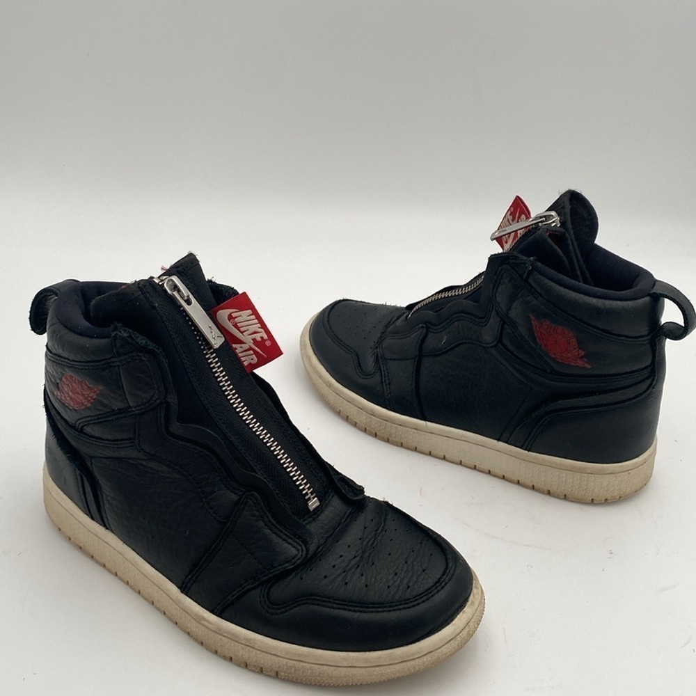 Nike Jordan 1 Retro High Zip Black Gym Red Phantom women 6 leather casual Y2K